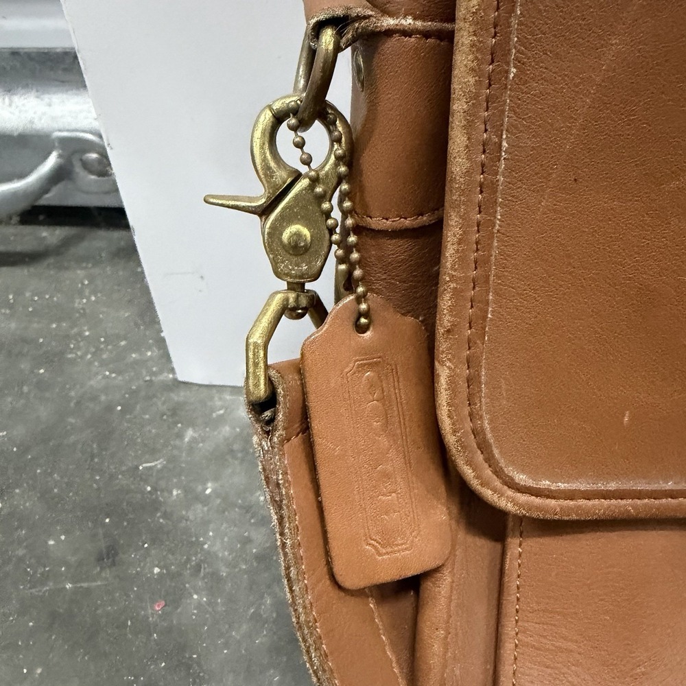 Vintage Coach Leather Laptop Briefcase Messanger Bag British Tan - Picture 3 of 11